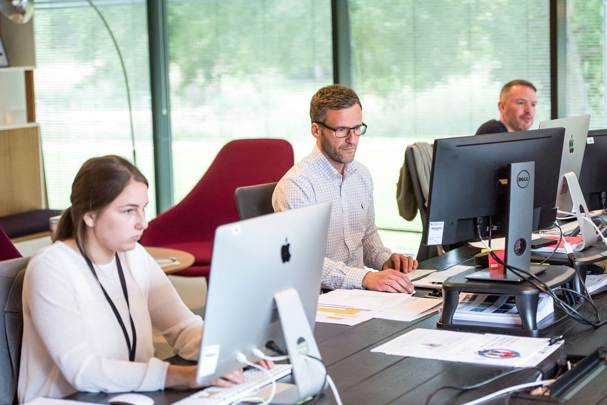 5 Proven Tips to Improve Phone Service in Your Business